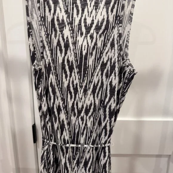 Soft Joie Ikat Print Maxi Dress - Picture 5 of 7